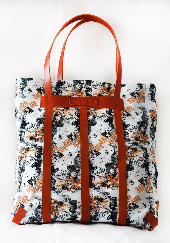 Marina Furin Berlin Künstlerin Designerin Lederskulpturen Taschen Accessoires Kunst Bags Jewelry Art Leathersculpture Streifen Bag