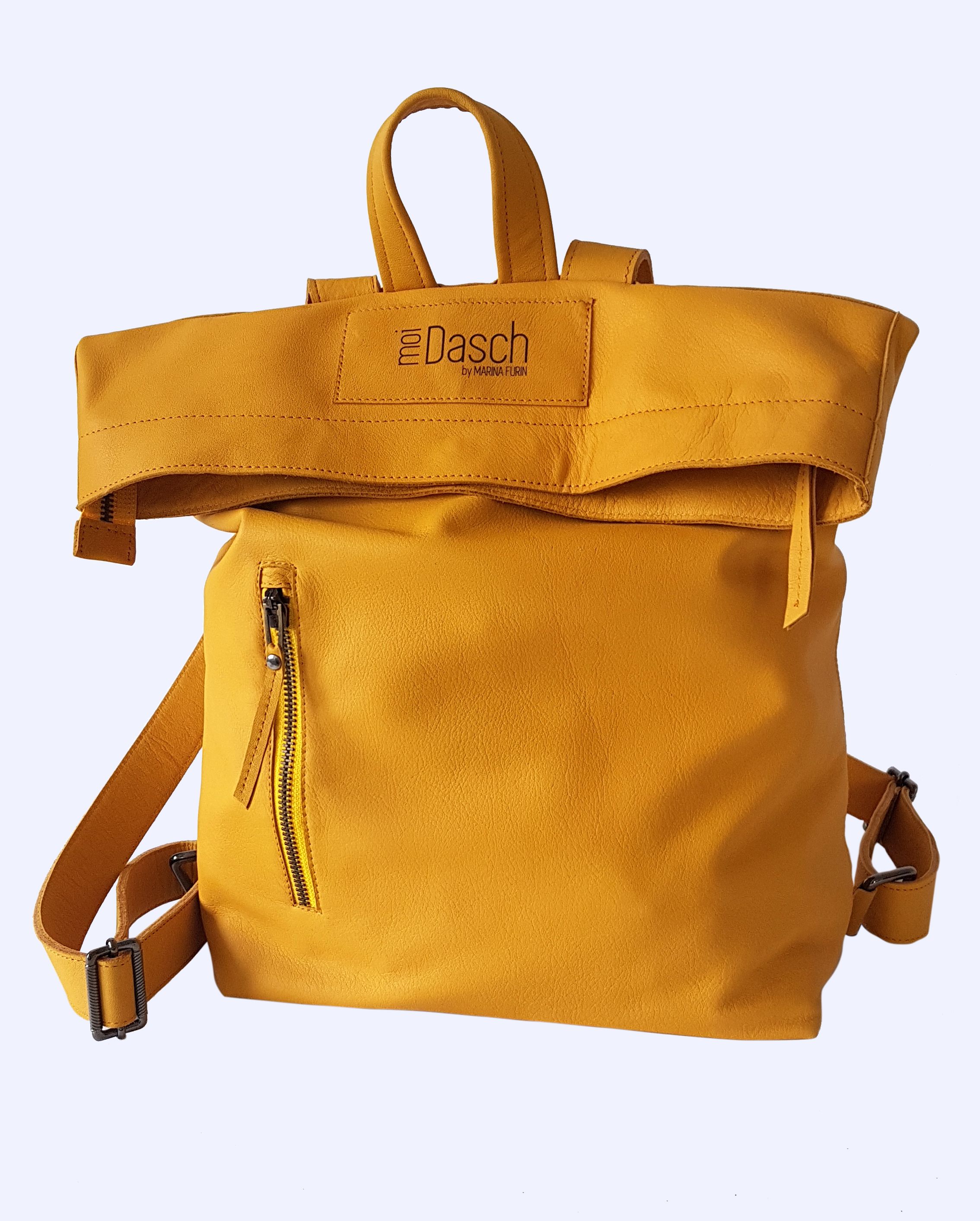 Marina Furin Berlin Künstlerin Designerin Lederskulpturen Taschen Accessoires Kunst Bags Jewelry Art Leathersculpture Rucksack Yellow