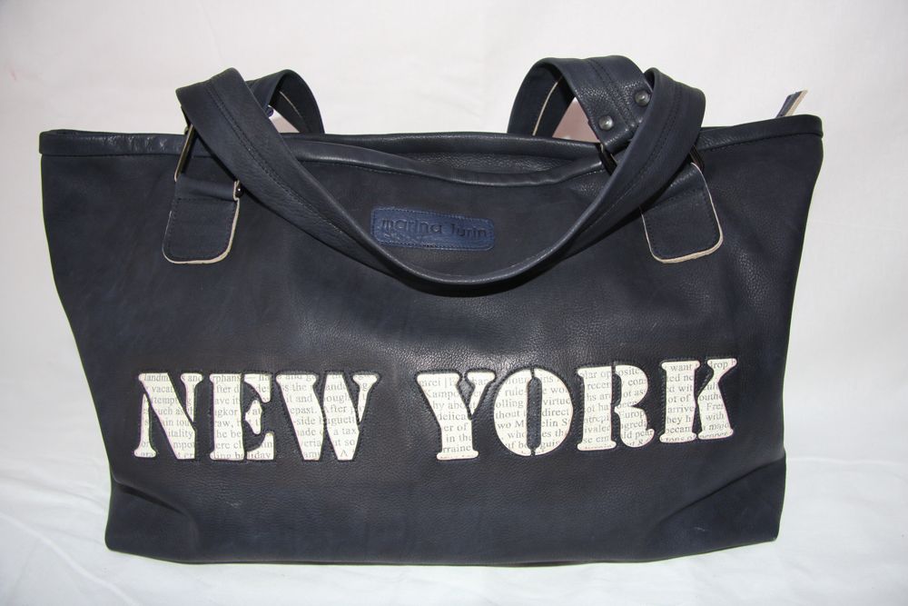 Marina Furin Berlin Künstlerin Designerin Lederskulpturen Taschen Accessoires Kunst Bags Jewelry Art Leathersculpture New York