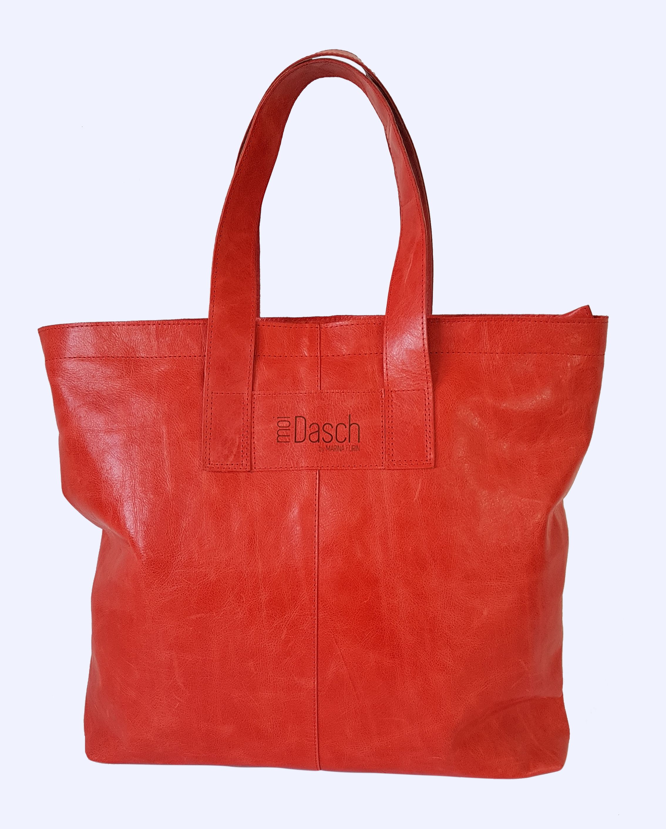 Marina Furin Berlin Künstlerin Designerin Lederskulpturen Taschen Accessoires Kunst Bags Jewelry Art Leathersculpture Shopper Red